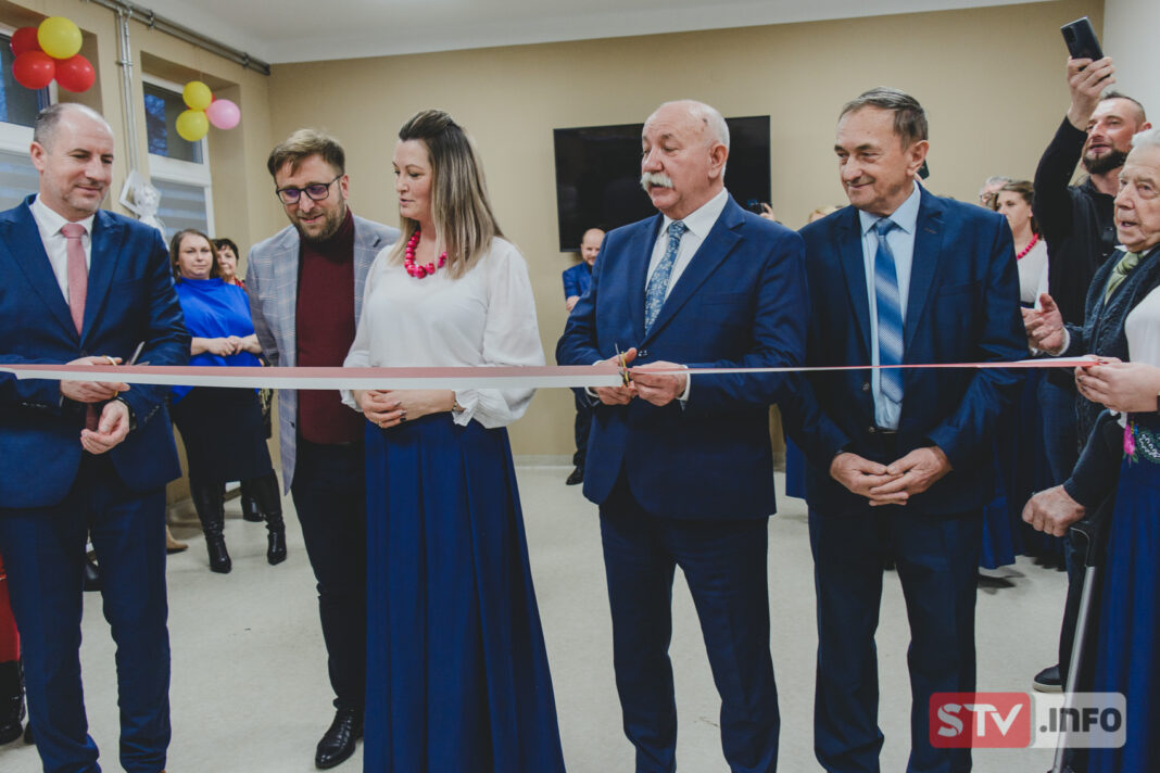 Wielkie święto w Usarzowie. Świetlica poświęcona i uroczyście otwarta