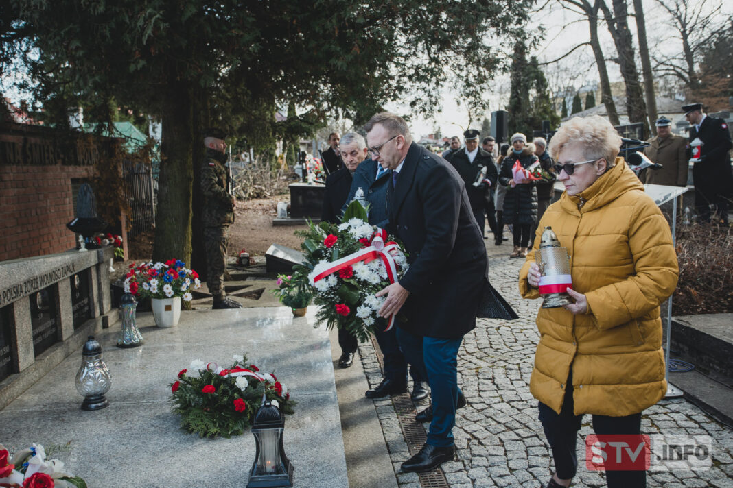 Sandomierz oddal hołd żołnierzom AK. Modlitwa, kwiaty i znicze