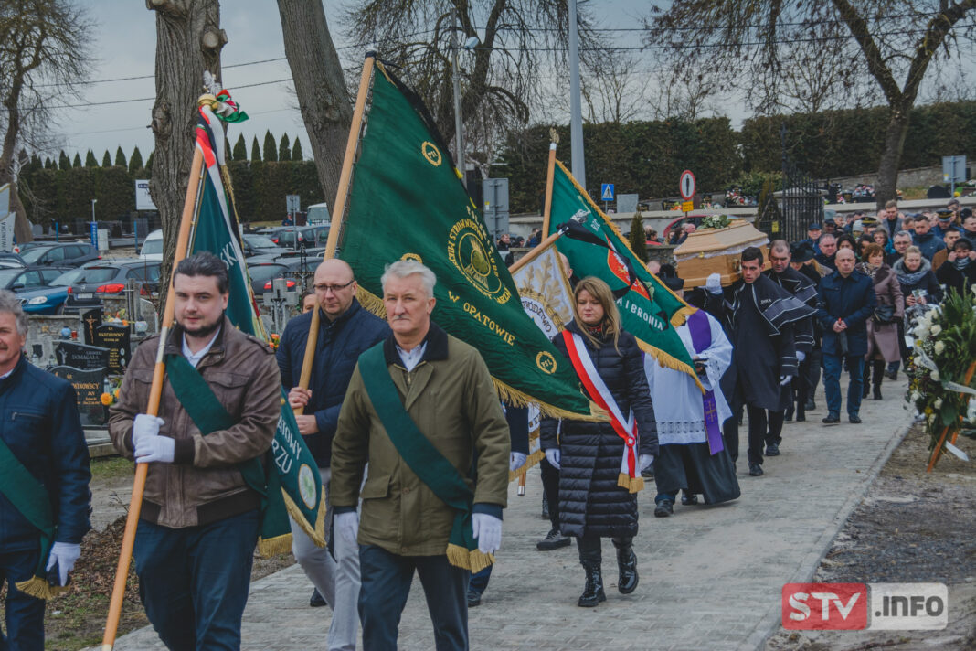 Ewelinę Bień żegnały tłumy. Wzruszająca ceremonia pogrzebowa