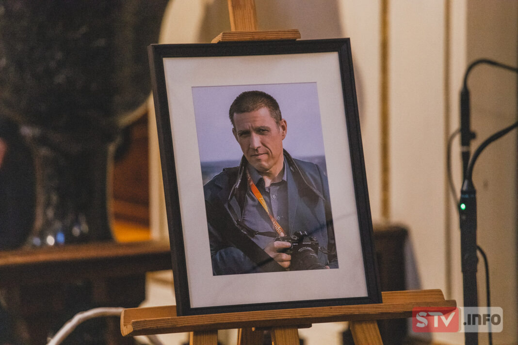 Ostatnia droga Wiesława Stępnia. Bliscy pożegnali pasjonata fotografii, radnego, społecznika