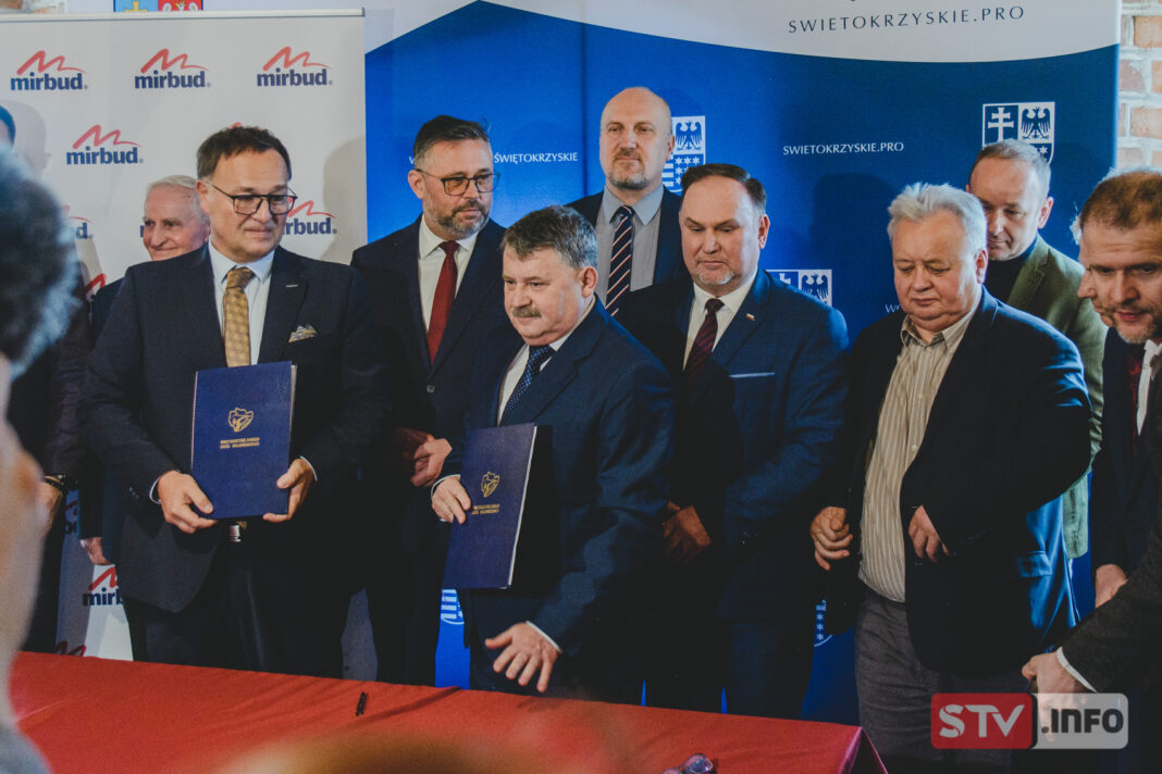 Umowa na budowę Lwowskiej Bis w Sandomierzu podpisana. Koszt inwestycji to 92,5 mln zł.