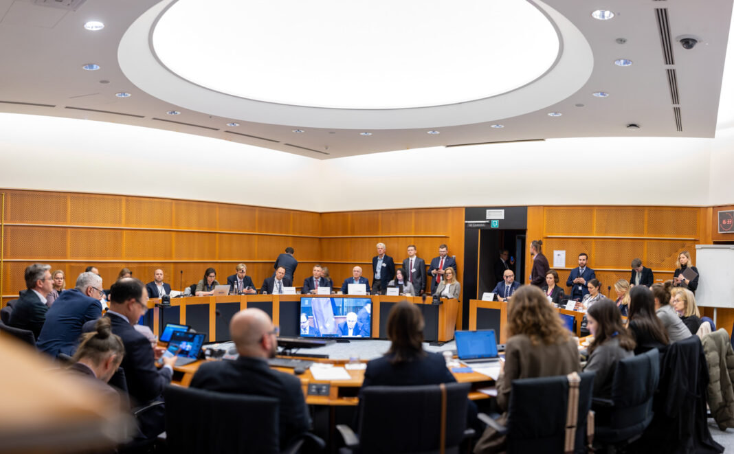 UE: na zdrowie! Rozmowa z europosłem Adamem Jarubasem