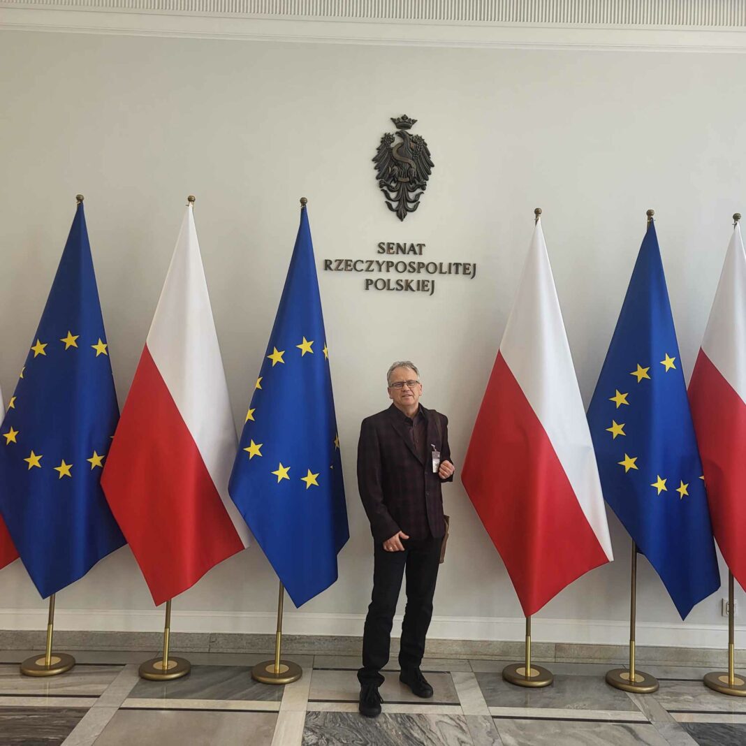 Lider PL 2050 Dariusz Bińczak z wizytą w Sejmie i Senacie RP