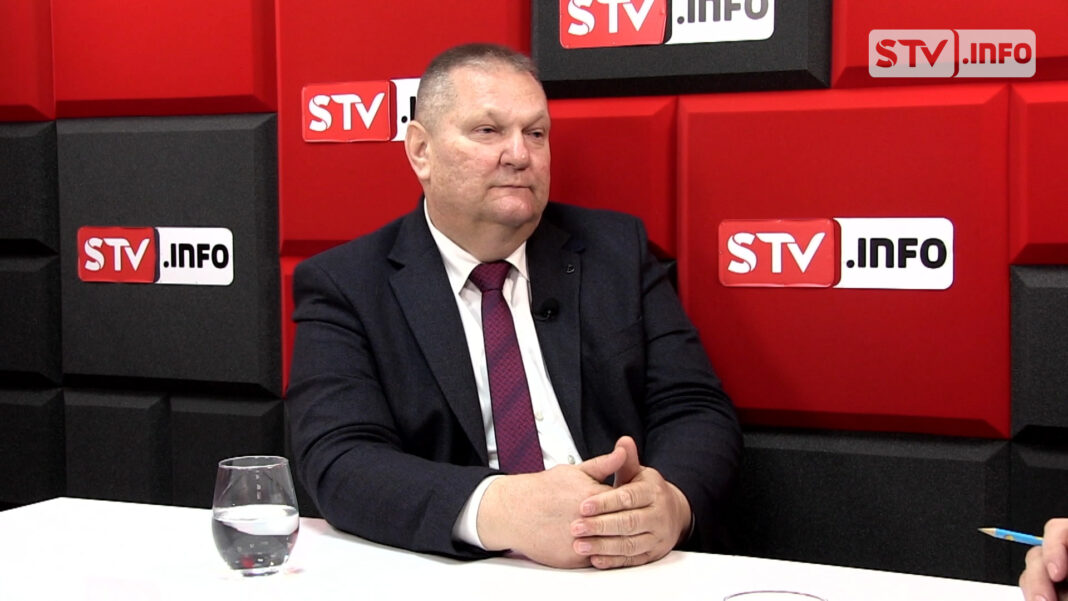 #infoTEMAT: Paweł Rędziak: Każdy petent ma wyjść z urzędu uśmiechnięty i zadowolony