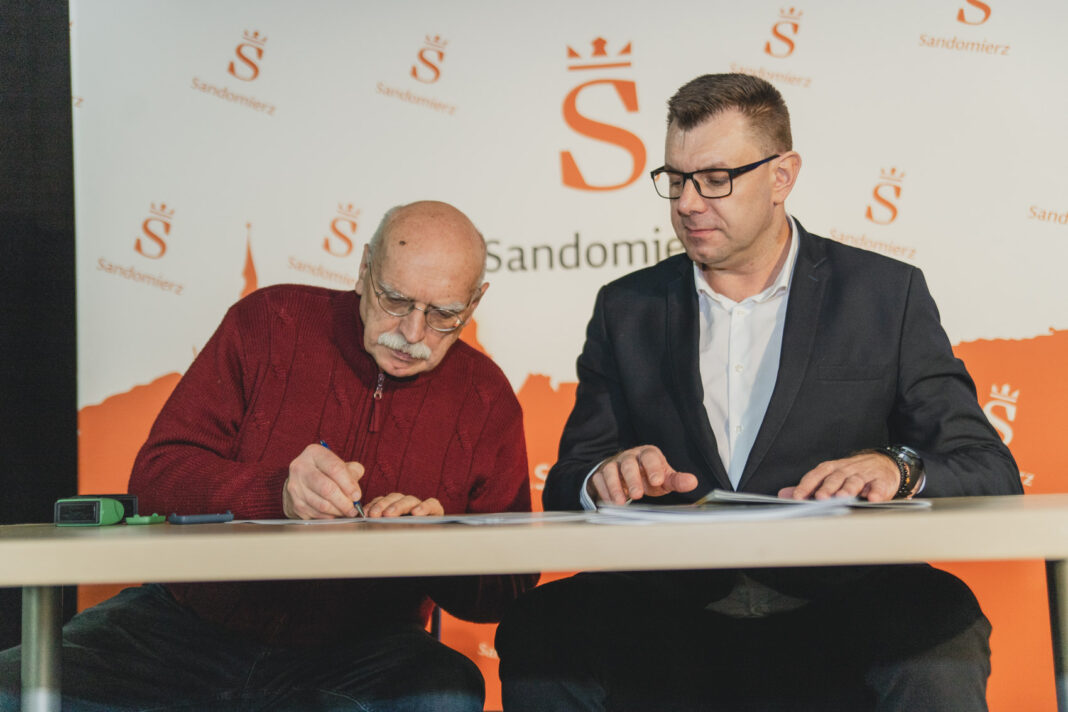 Miasto Sandomierz przyznało dotacje. Podpisano 38 umów