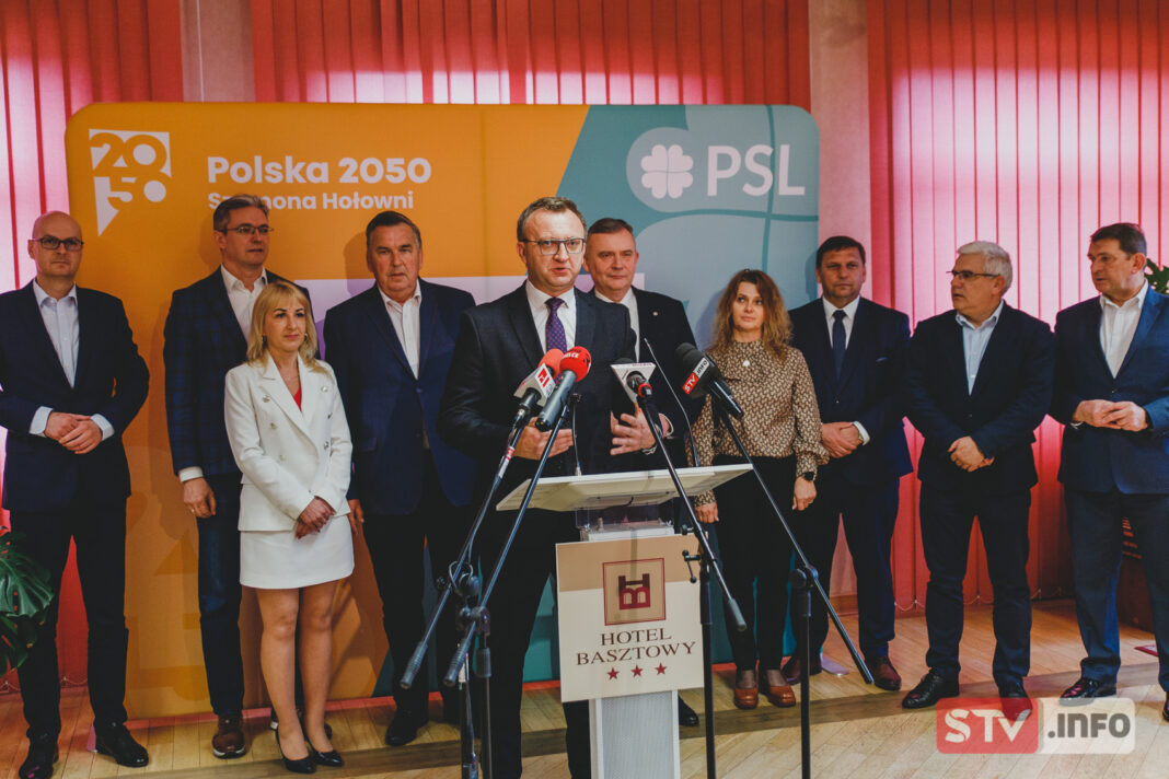 Wiceszef MON w Sandomierzu o remoncie ulic Mickiewicza i Stara Prochownia oraz nowej jednostce wojskowej