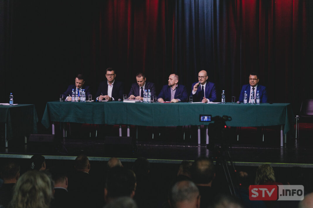 Debata kandydatów na burmistrza Sandomierza. Wygrała demokracja