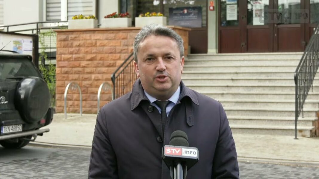 STASZÓW: Burmistrz Leszek Kopeć podziękował mieszkańcom. Prosił o udział w II turze wyborów