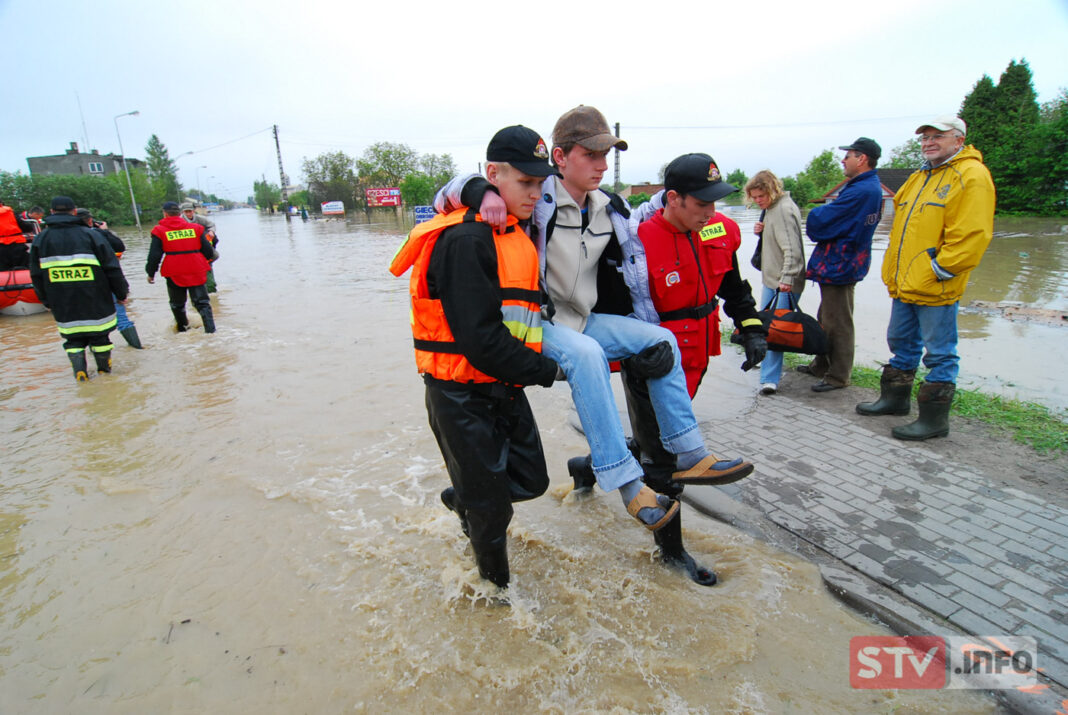 Dramat zaczął się 19 maja 2010 o 5:20. To była największa katastrofa w powojennej historii Sandomierza