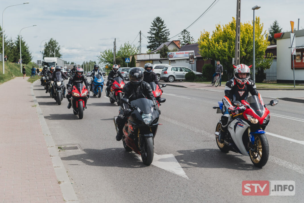 Wielka motocyklowa rodzina zjechała do Ożarowa. Było mnóstwo atrakcji