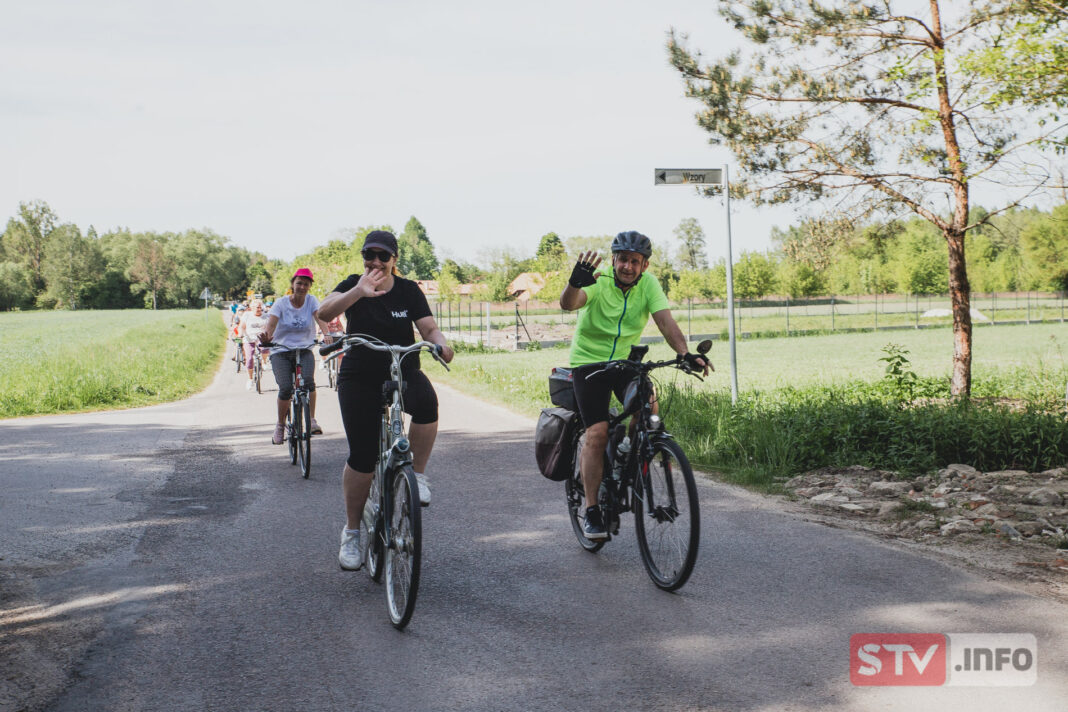 Patriotycznie i na sportowo. Pedałowali z Rytwian do Połańca i z powrotem