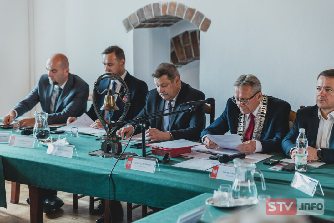 II sesja Rady Miejskiej w Sandomierzu. Radni wybrali przewodniczących i składy komisji