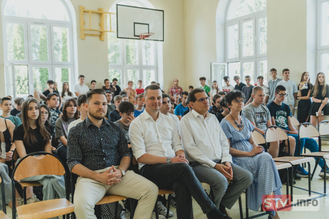 Dzień otwarty LO w Chobrzanach. Szkoła ma ofertę dla każdego