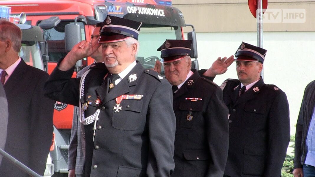 Dzień Strażaka w Bogorii. Msza i apel na stadionie