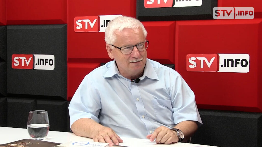 #infoTEMAT. Andrzej Żychowski: „ Opatów w I połowie XX wieku” a jest uzupełnieniem poprzedniej pozycji