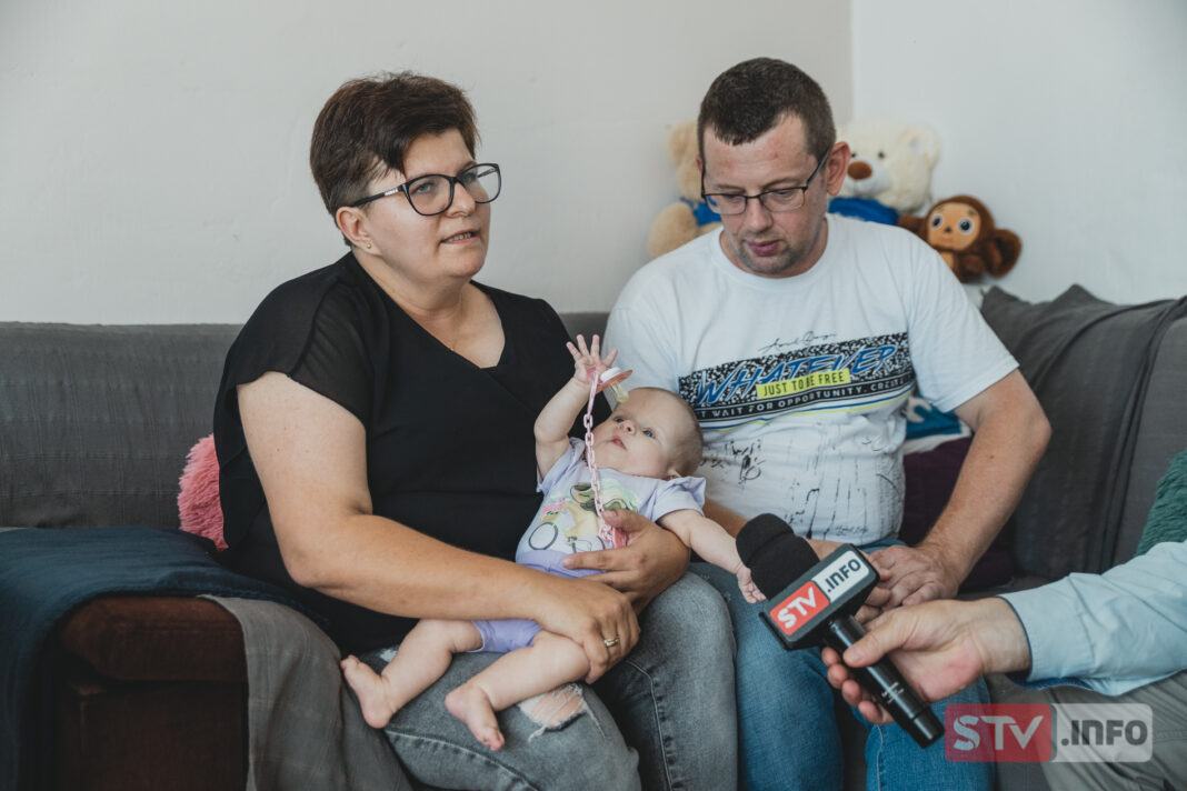 Miała umrzeć po narodzinach. Malutka Zuzia walczy o operację serduszka w Szwajcarii