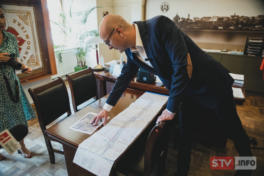 Ścieżka rowerowa kosztem miejsc parkingowych. Remont ulicy Słowackiego i protesty mieszkańców