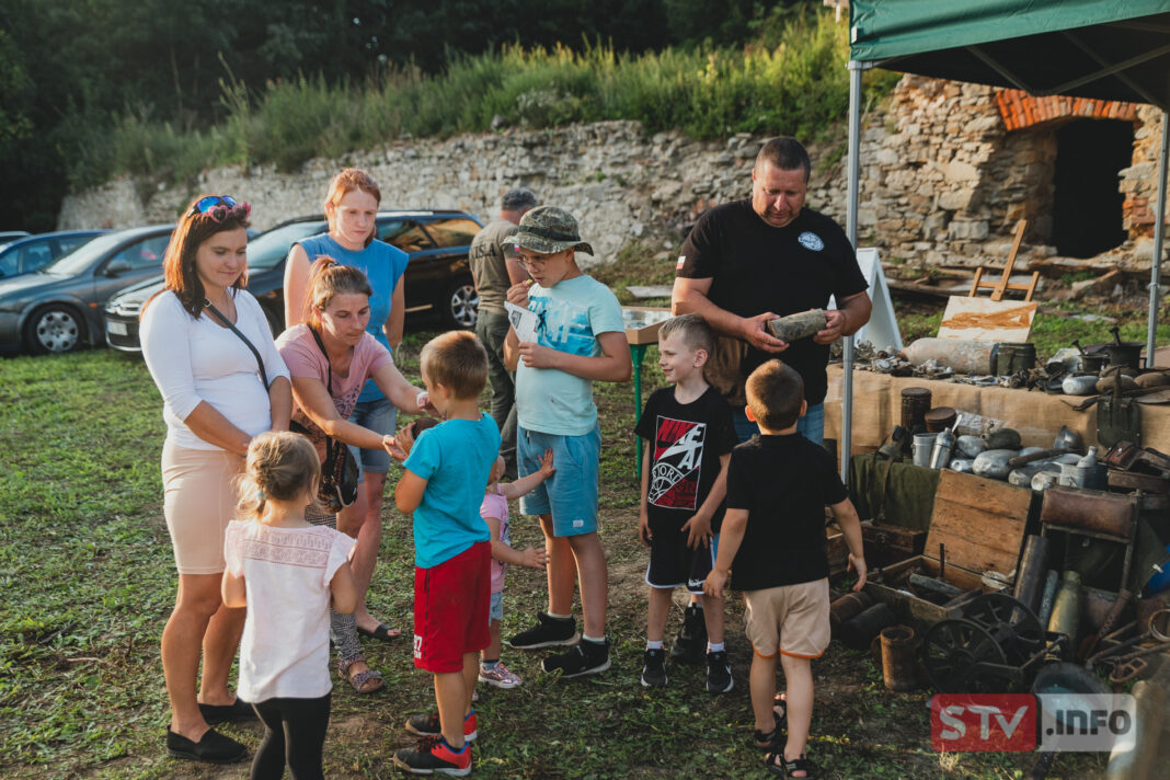 II Piknik Historyczno-Eksploracyjny we Włostowie. To była rekreacyjno – edukacyjna zabawa