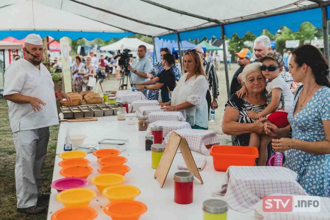 Jak upiec smaczny chleb, zdradza Artur Chlebek Ziemacki