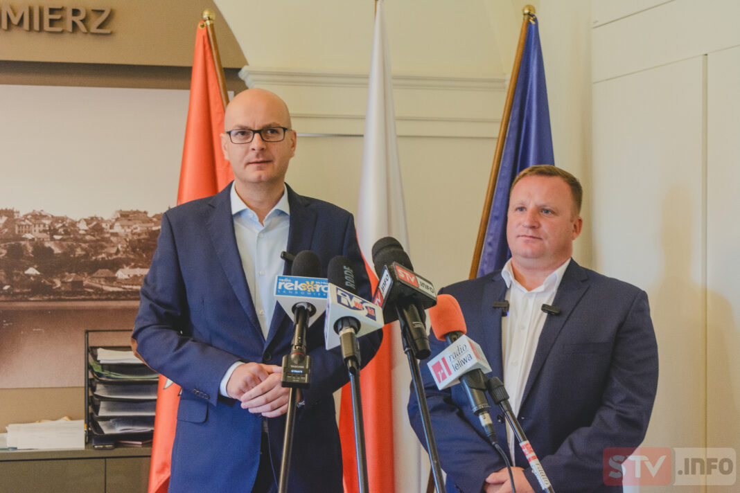 Konferencja burmistrza Sandomierza. Ciepło na raty, nowy dyrektor MOSiR i ulica Lubelska