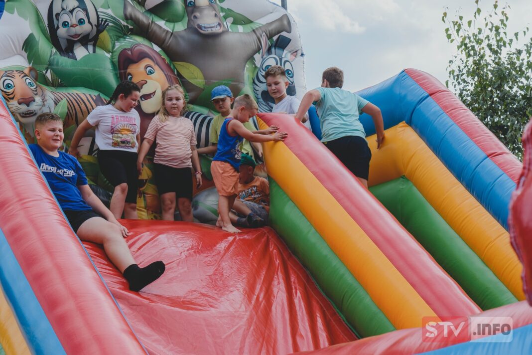 Chwałki pożegnały wakacje z przytupem. Pełen atrakcji piknik
