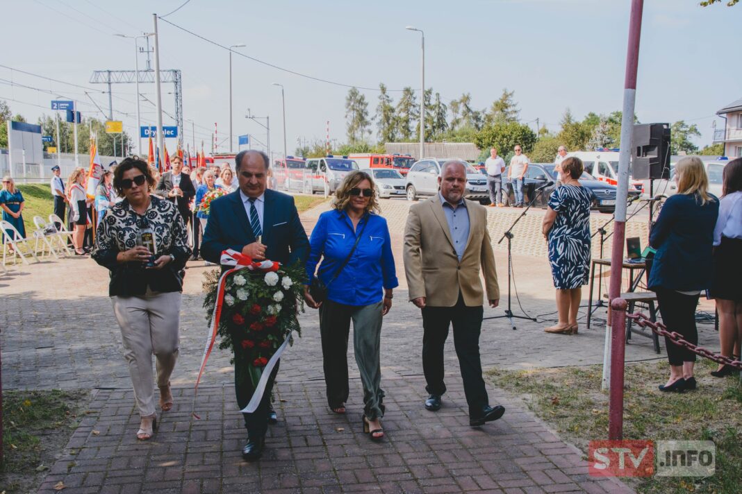 Patriotyczny apel na „przystanku śmierci” w Drygulcu. Wojciechowice oddały cześć poległym żołnierzom