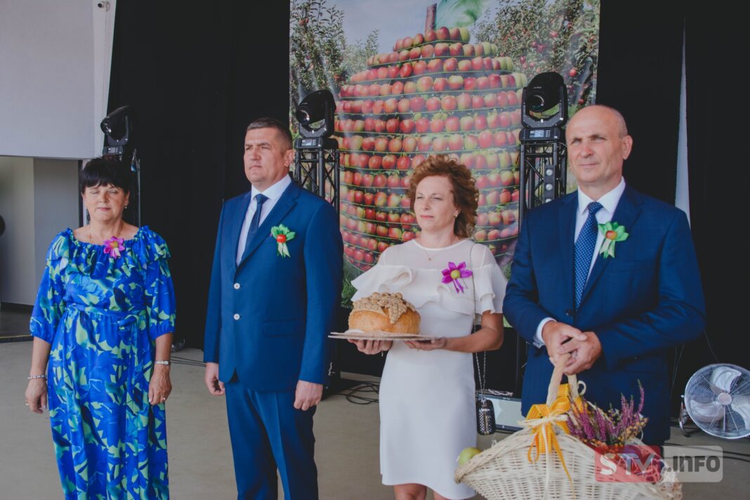 Jabłkowe dożynki w Obrazowie. Była zabawa z chwilą refleksji o stratach w sadach