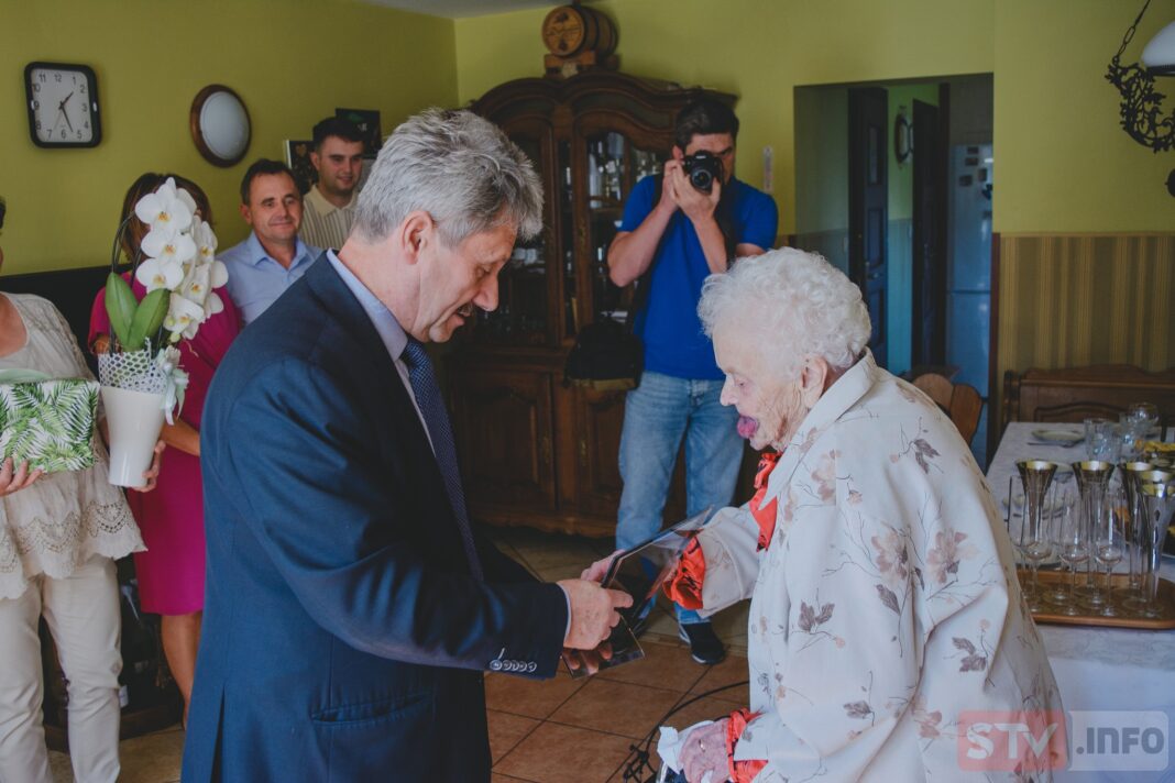 102. rocznica urodzin Heleny Ozdoby ze Szczytnik. Niezwykły jubileusz