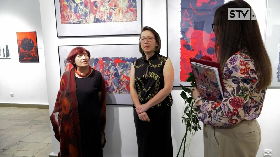 „Jedna Galaktyka – Dwa Światy”. Nowa wystawa w sandomierskim BWA.