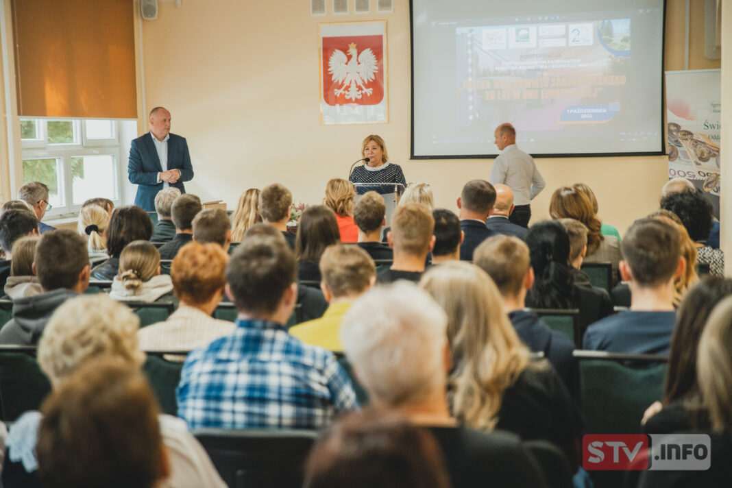 O przemianach na wsi. Konferencja w sandomierskim „rolniku”
