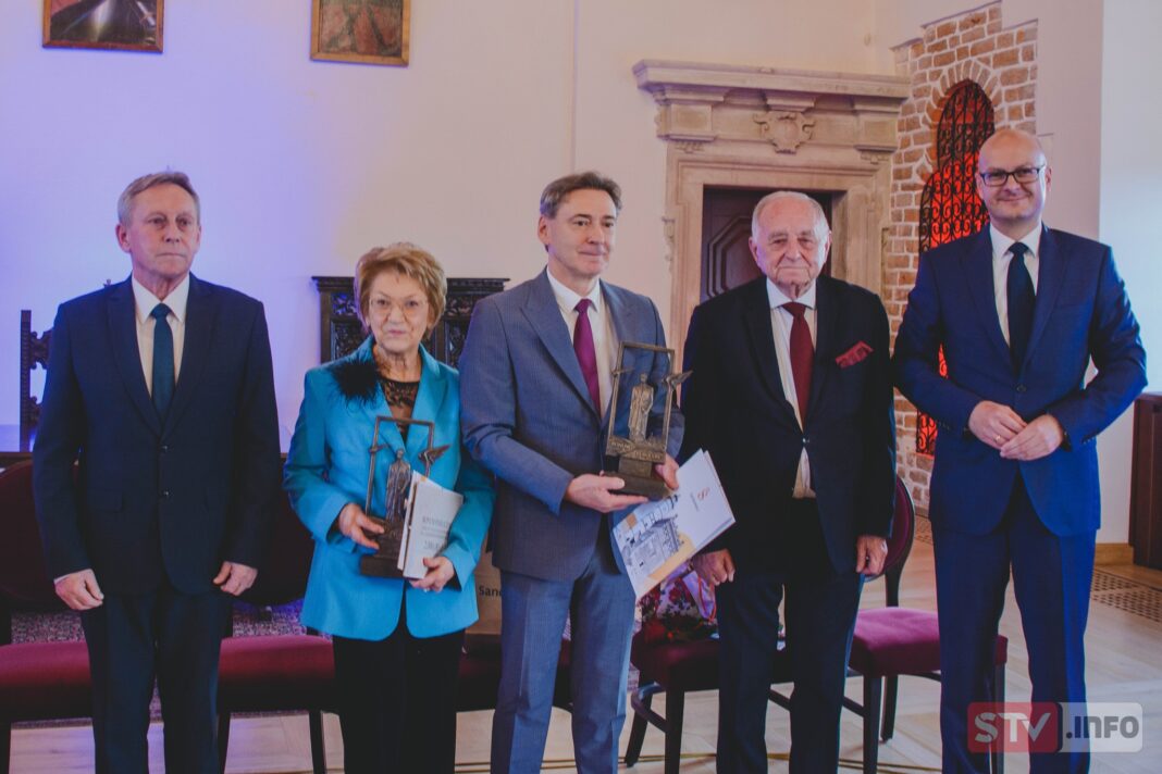 Sandomierskie Bonum Publicum wręczone. Nagrody za działalność na rzecz królewskiego miasta i regionu