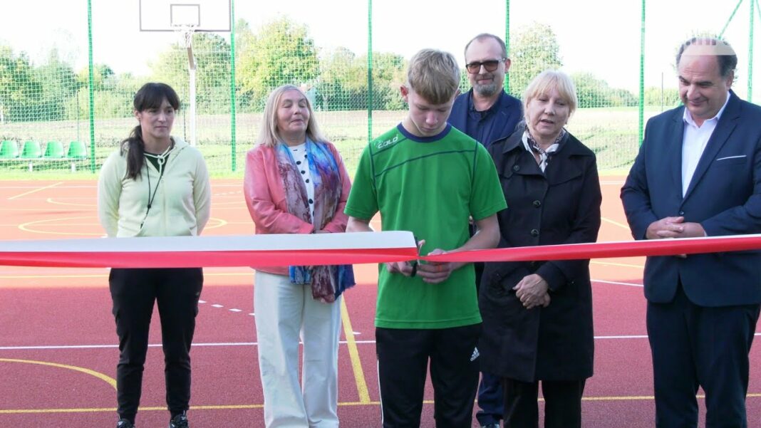 Sportowe święto w Stodołach. Boiska uroczyście otwarte