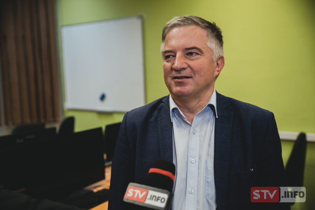 Nagroda „Pasjonaci” dla Krzysztofa Górskiego. Laureat uczy u „Skłodowskiej” w Ożarowie