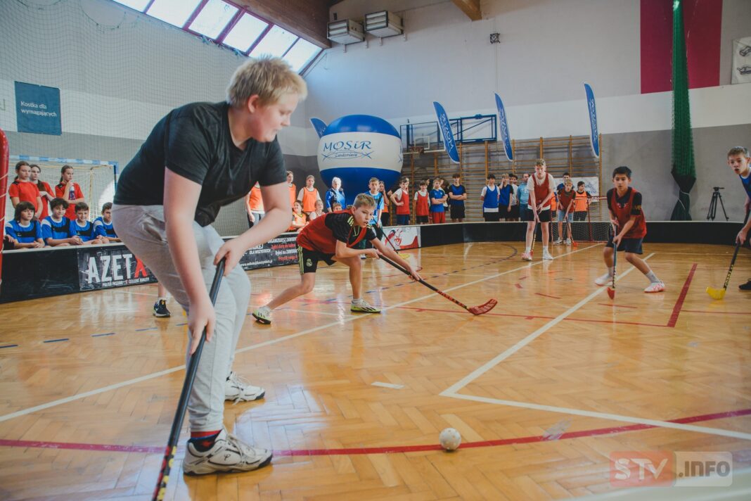 Mistrzostwa Sandomierza w unihokeju. To była zacięta rywalizacja