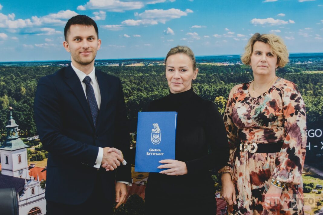W Rytwianach seniorzy będą mieli swoje miejsce. Umowa podpisana
