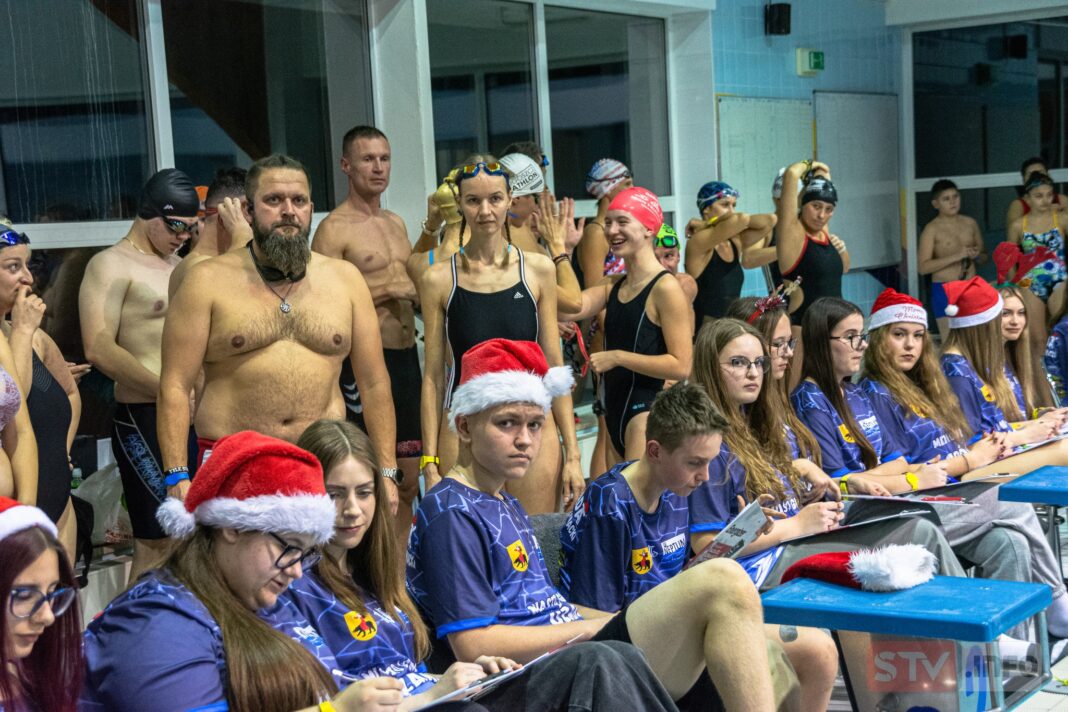To była już 4. „Neptuniada”. Pływacy pokazali hart ducha i dobrą kondycję