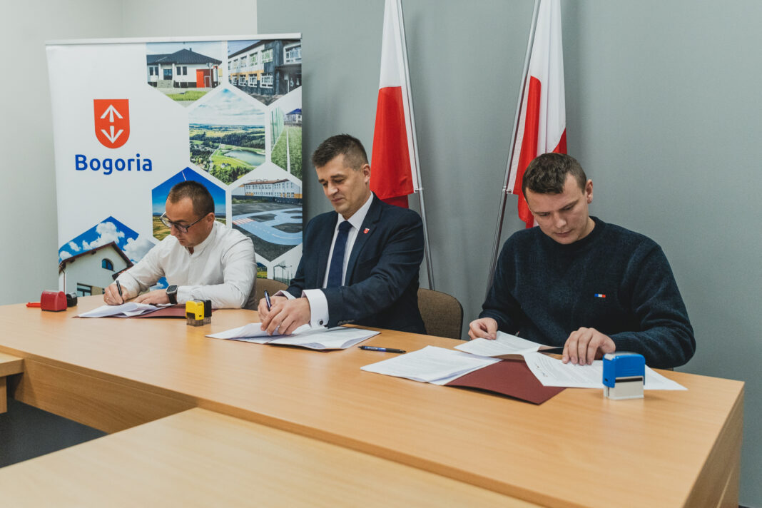 Remonty dróg i nowy sprzęt komunalny dla gminy Bogoria