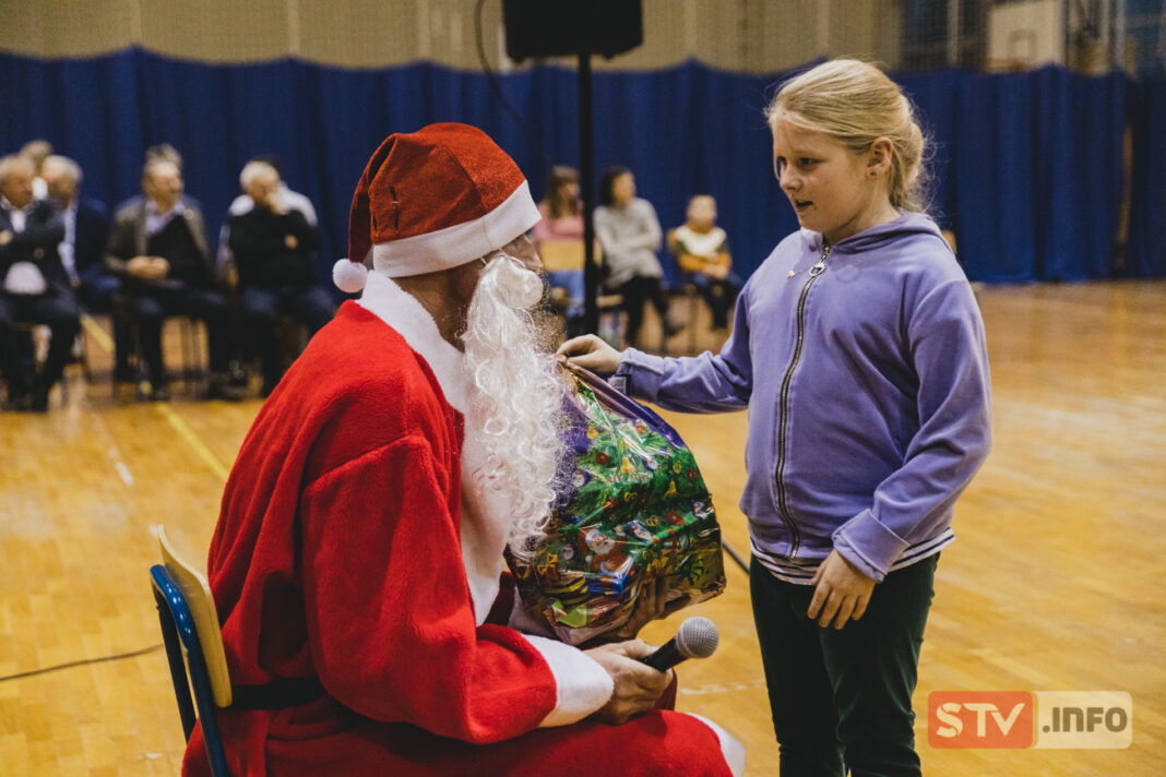 Mikołaj rozdał prezenty wszystkim grzecznym dzieciom z gminy Wilczyce