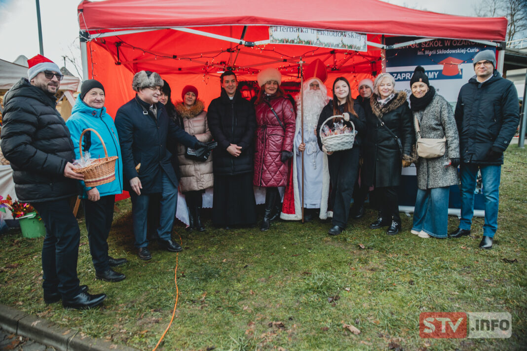 Pełen atrakcji Kiermasz Bożonarodzeniowy na opatowskiej „Promenadzie” za nami. Było pysznie, świątecznie i miło