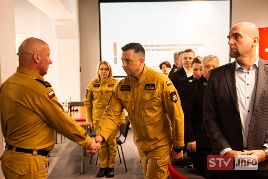 Sandomierscy strażacy podsumowali 2024 rok. Najmniej interwencji w Zawichoście, najwięcej w Sandomierzu