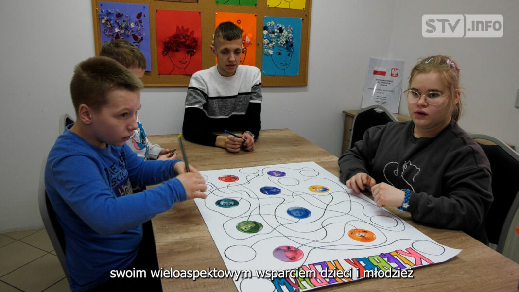 Przez sztukę do samodzielności