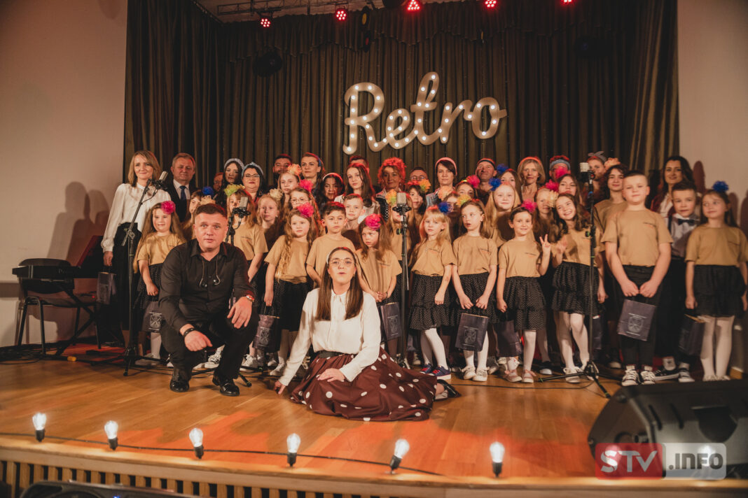 RETRO koncert w Bogorii. Finał z owacjami na stojąco