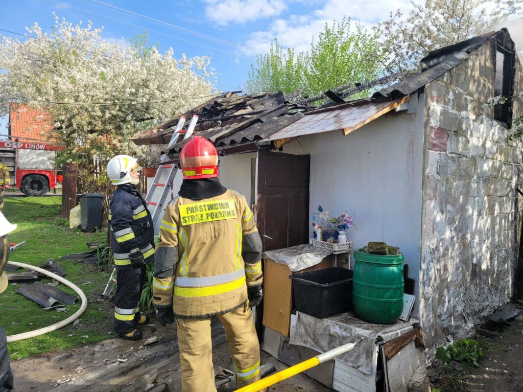 Pożar domu w Linowie. Przyczyną prawdopodobnie nieszczelność przewodu kominowego