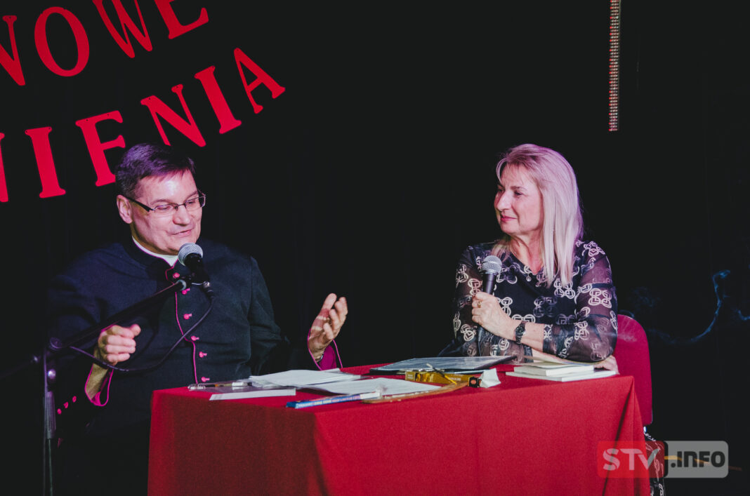 Wyjątkowa uczta w Rytwianach. 40 -lecie pracy twórczej ks. Krzysztofa Lechowicza