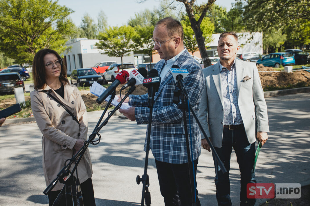 Radni PiS o braku pieniędzy z KPO dla szpitala. Chcą jechać do ministra wspólnie ze starostą