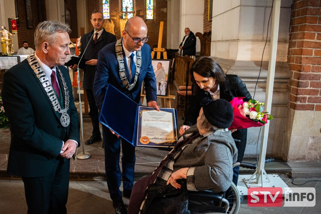 Wyjątkowa uroczystość u sandomierskich Dominikanów. Ojciec Tytus upamiętniony