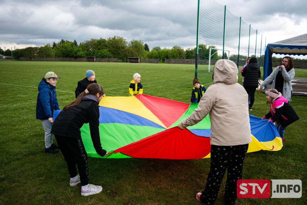 Dobra zabawa we Włostowie. Były atrakcje dla dzieci i dorosłych