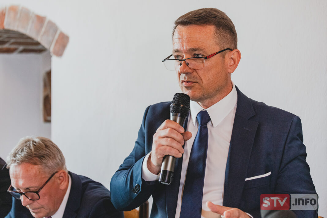 Radni przeciw uchyleniu mandatu. Żerebiec zostaje w radzie