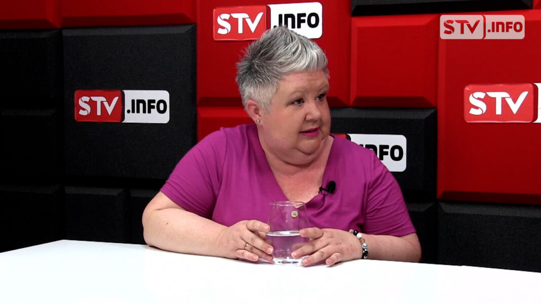 #InfoTEMAT. Małgorzata Fronczek: To dobrze, że w małych miastach działają amatorskie teatry