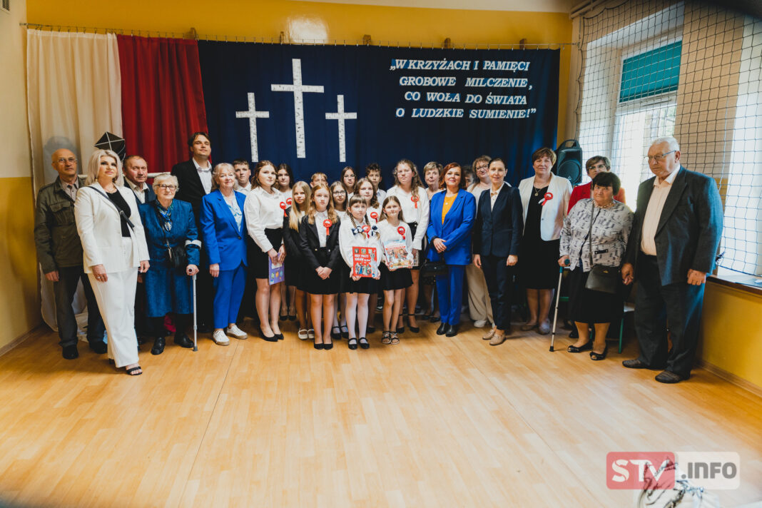 Cześć pamięci poległym w Katyniu. Piękne uroczystości w Gierczycach